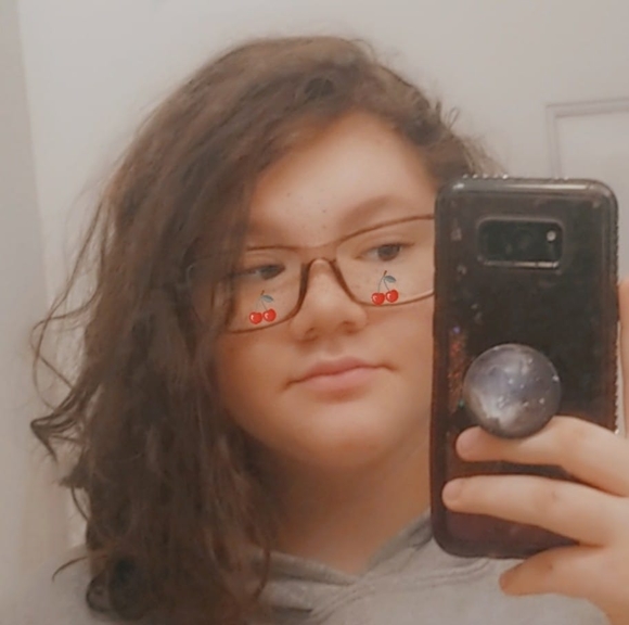 Profile Picture of Oceanna Kunkel (@oceannanpotato) on Poshmark