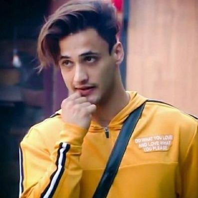 Profile Picture of John Khan (@JohnKha98979088) on Twitter