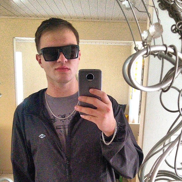 Profile Picture of Derek Buch (@derekbuch) on Tiktok