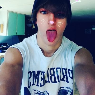 Profile Picture of Donavon James Petrie (@djpshorty) on Twitter