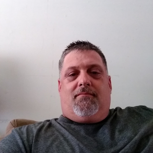 Profile Picture of Dusty Manning (@dustymanning) on Poshmark