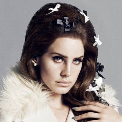 Profile Picture of Lana Del Perry (@HoneymoonxPrism) on Twitter