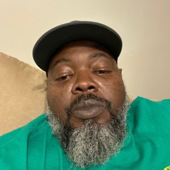 Profile Picture of Charles Freeman (@charlesfreem920) on Poshmark