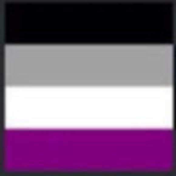 Profile Picture of Danny Neimeyer (@acevampire1019) on Poshmark