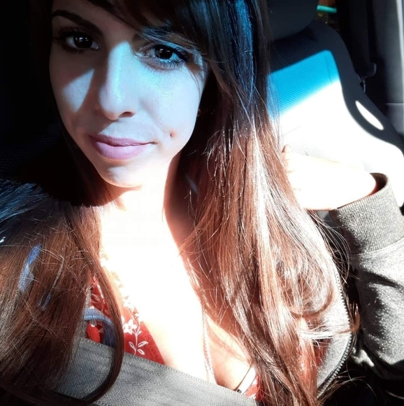 Profile Picture of Christina Staffa (@gnarshredstina) on Poshmark
