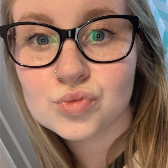 Profile Picture of Norah Mckenna (@norahmckenna) on Poshmark