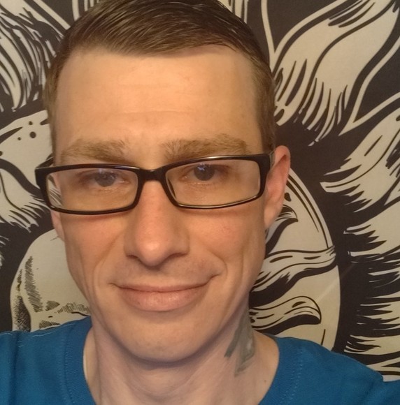 Profile Picture of Paul Crooke (@korjacroo13) on Poshmark