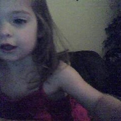 Profile Picture of Amanda Shannon (@amandashannon) on Twitter