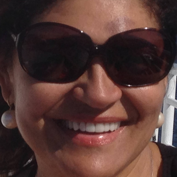 Profile Picture of Ivone Silva (@silmara) on Poshmark