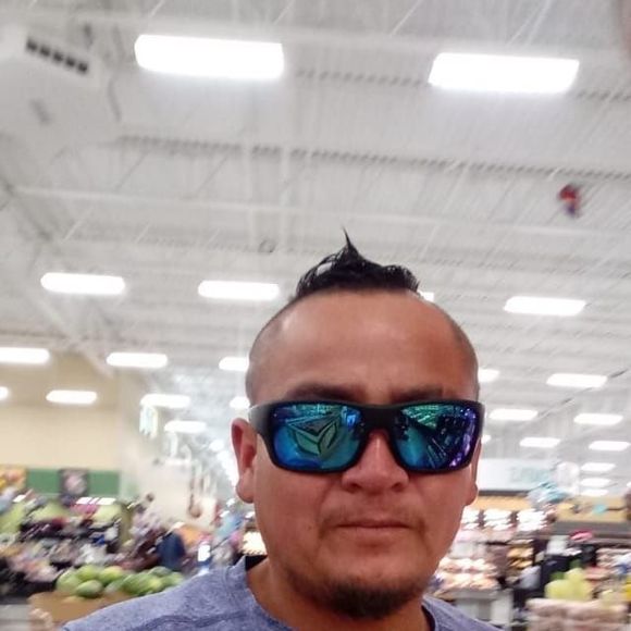 Profile Picture of Alberto Olvera (@mypixel123) on Poshmark