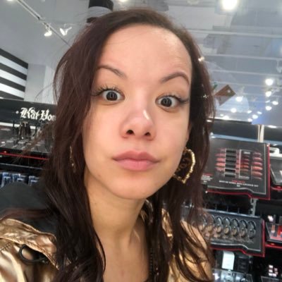 Profile Picture of Emmy De La Cruz (@EmmyTheBeth) on Twitter