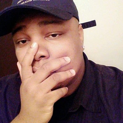 Profile Picture of Ben Hefner (@BenjiBluHefner) on Twitter