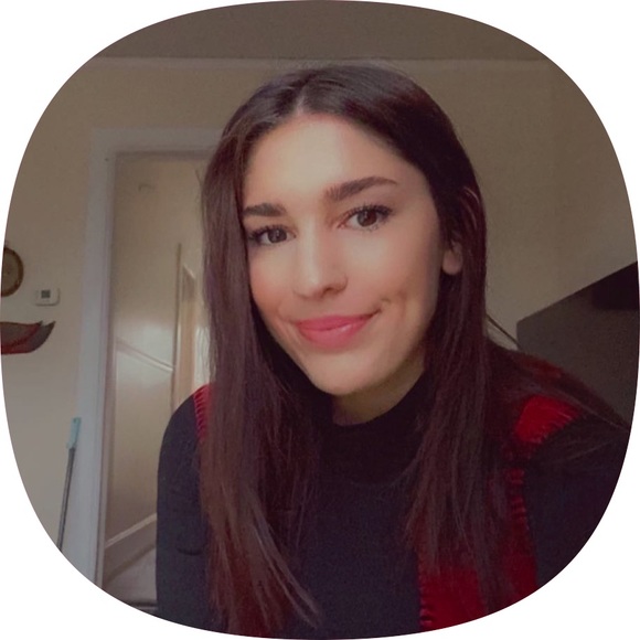 Profile Photo of Breana Spaeth (@breanaspaeth) on Poshmark