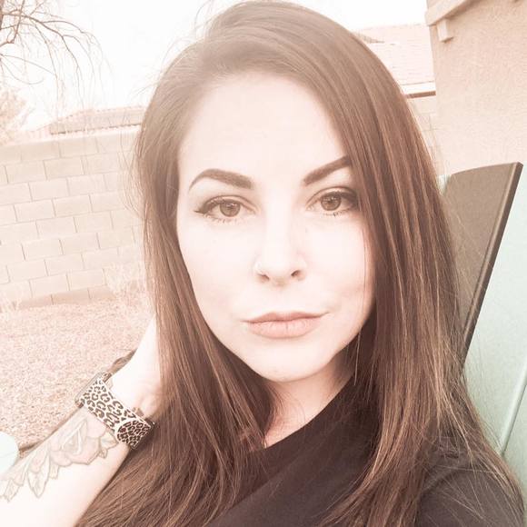 Profile Picture of Nina Shenkel (@wintrowac) on Poshmark