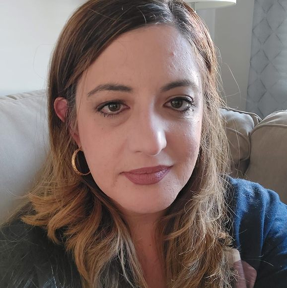 Profile Picture of Christine Nobile (@chnobile31) on Poshmark