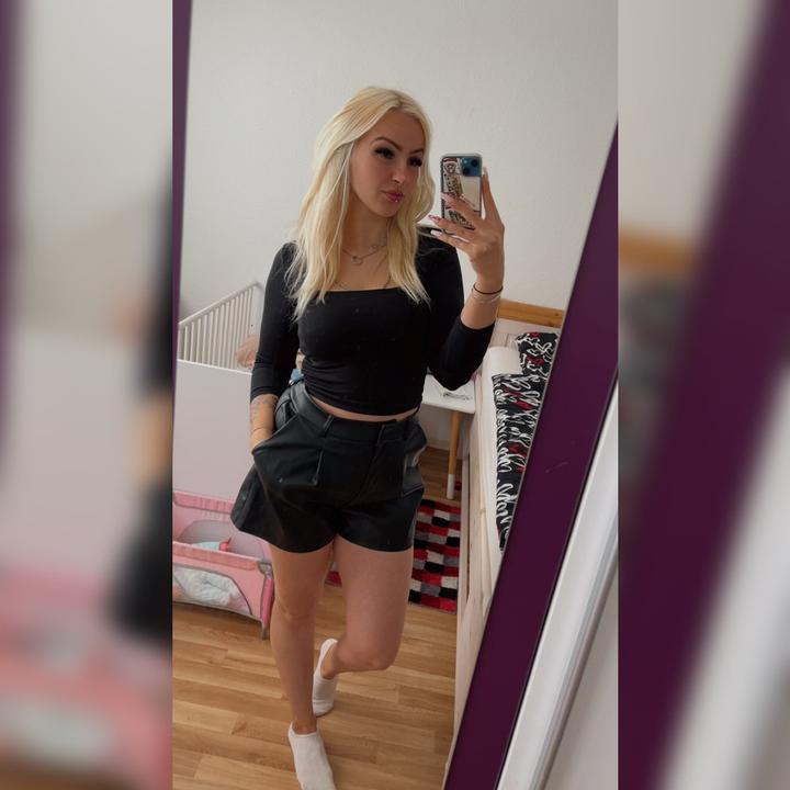 Profile Picture of Anna💎 (@anna_friedrich_) on Tiktok