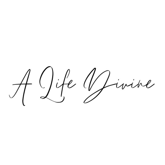 Simone Green - Poshmark Profile Picture of Simone Green (@alifedivine) on Poshmark