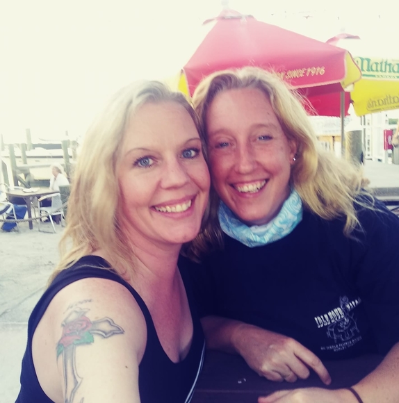 Profile Picture of Sarah Kirberger (@sarahceeb2) on Poshmark