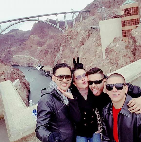 Profile Picture of Andres Zuleta (@saul42_z) on Poshmark