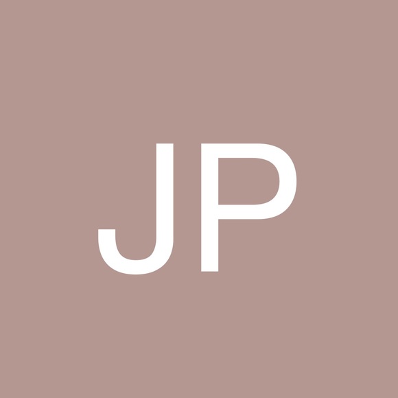 Profile Picture of Jason Paulson (@aehlmqn) on Poshmark