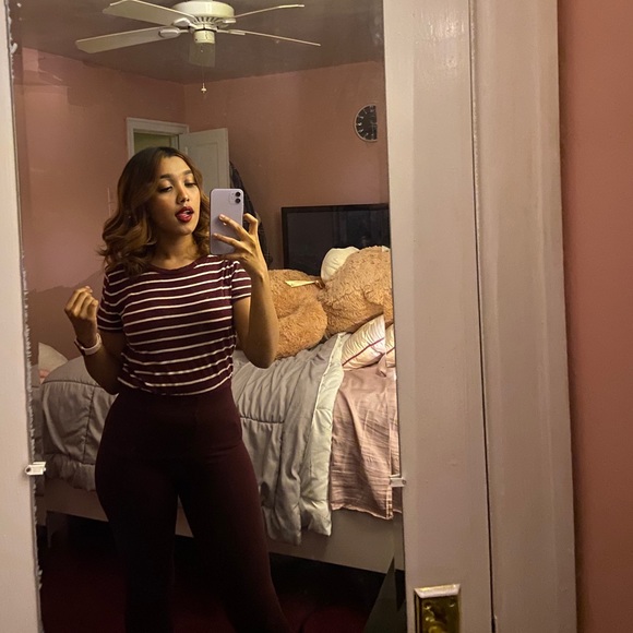 Profile Picture of Elma Chowdhury (@elmuu) on Poshmark