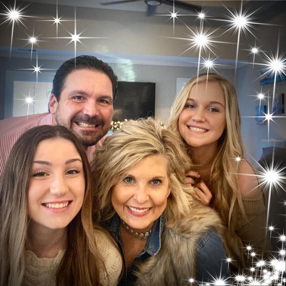 Debra Disalvo-thomas - Poshmark Profile Picture of Debra Disalvo-thomas (@luv2shop4evr) on Poshmark