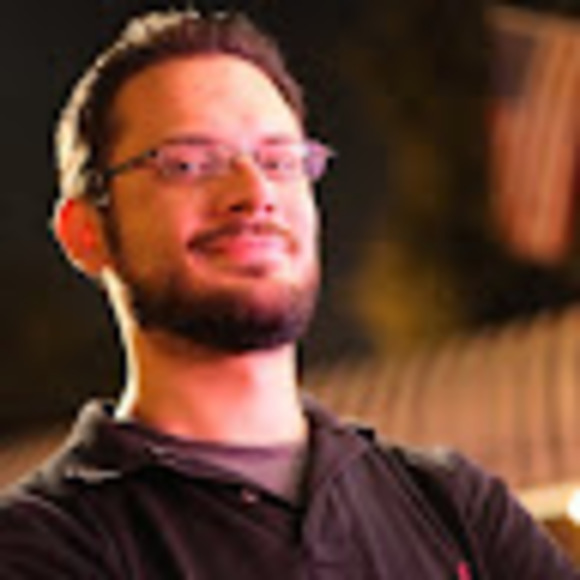 Profile Picture of Chris Spinato (@chrisspinato) on Poshmark