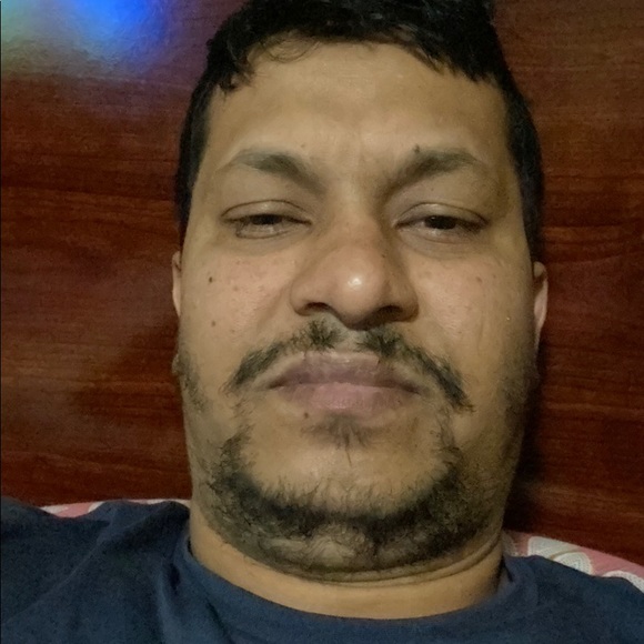 Profile Picture of Syed Ahmed (@syednabil) on Poshmark