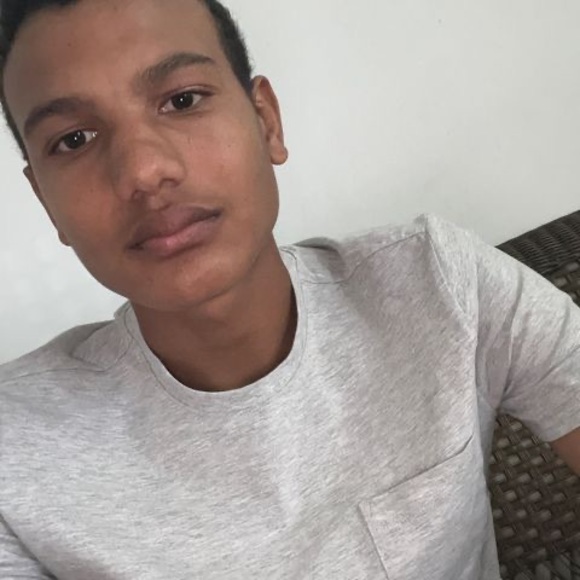 Profile Picture of Matheus Bonvicinio (@mbonvicinio) on Poshmark