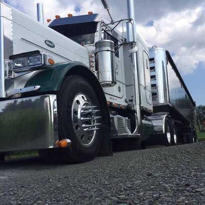 Profile Picture of Chad Jennings (@BandDtrucking) on Twitter