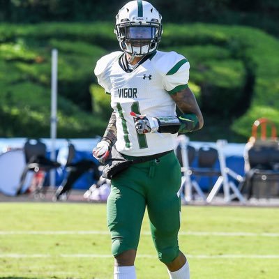 Profile Picture of Devonte Harris (@Devonte2021) on Twitter