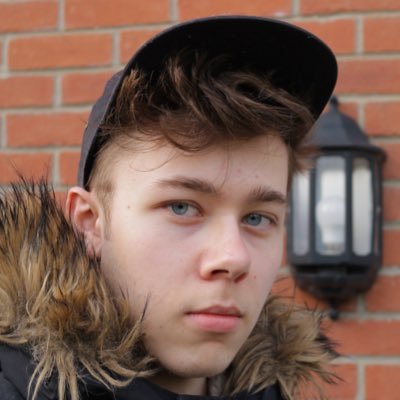Profile Picture of Max Warner (@MaxWarner01) on Twitter