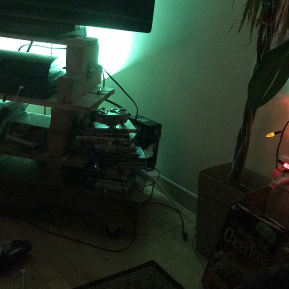 Profile Picture of Rachel Lanthier (@rachellanthier) on Poshmark