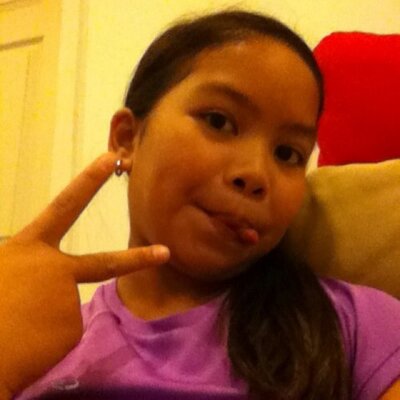 Profile Picture of Jade Vinzons (@JadeLV03) on Twitter