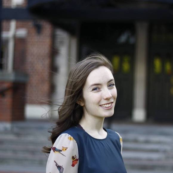 Profile Picture of Rachel Hawkes (@r_hawkes) on Poshmark