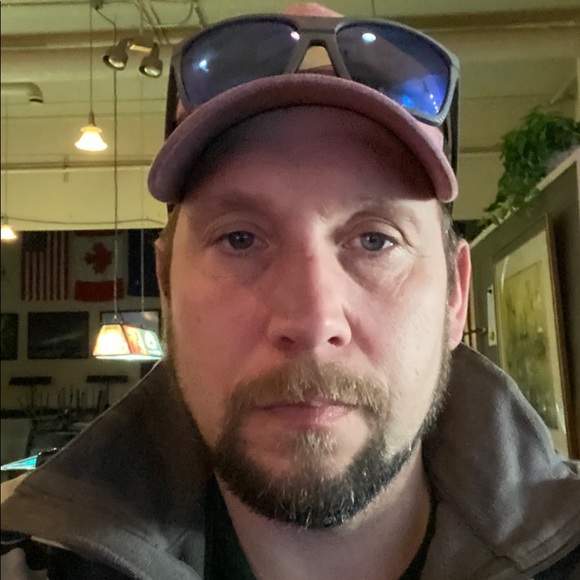 Profile Picture of Jeremy Lopeman (@jeremylopeman) on Poshmark