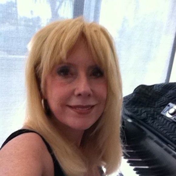 Profile Picture of Judy Cliffton (@jlcliffton) on Poshmark