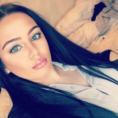 Profile Picture of Jess Lelliott (@jess_lelliott) on Twitter