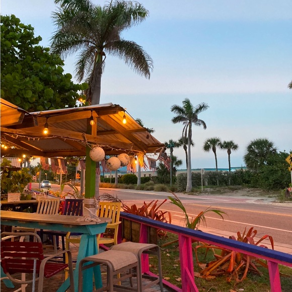 Profile Picture of Liv Latocha (@liv2005684) on Poshmark