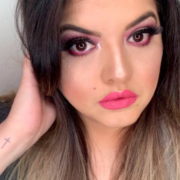 Profile Picture of Joha Mancarella (@johamg) on Poshmark