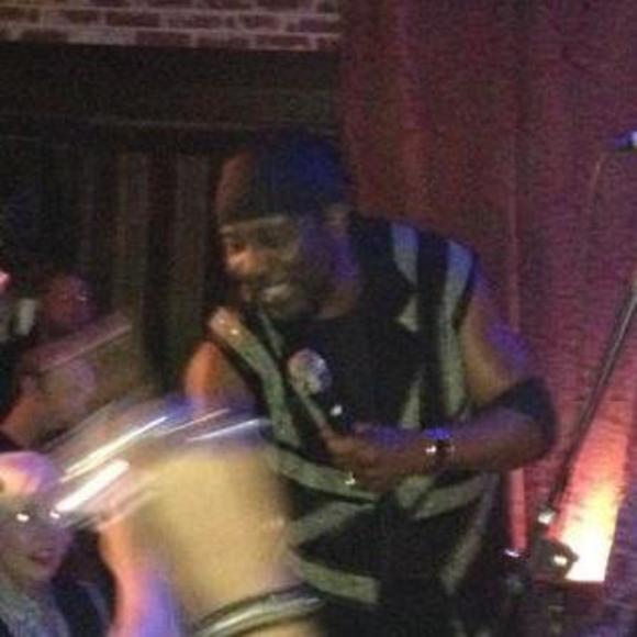 Profile Picture of Barry Levington (@dominicbonelli) on Poshmark