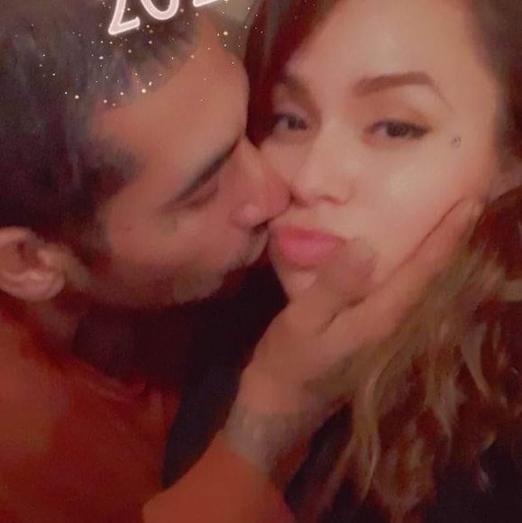 Profile Picture of Savannah Sanchez (@savannahibal) on Poshmark