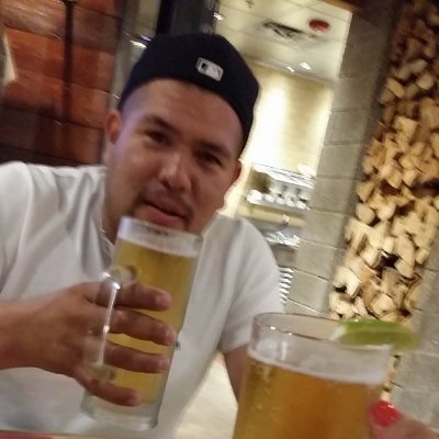 Profile Picture of Robert Molina (@Bobby3024) on Twitter