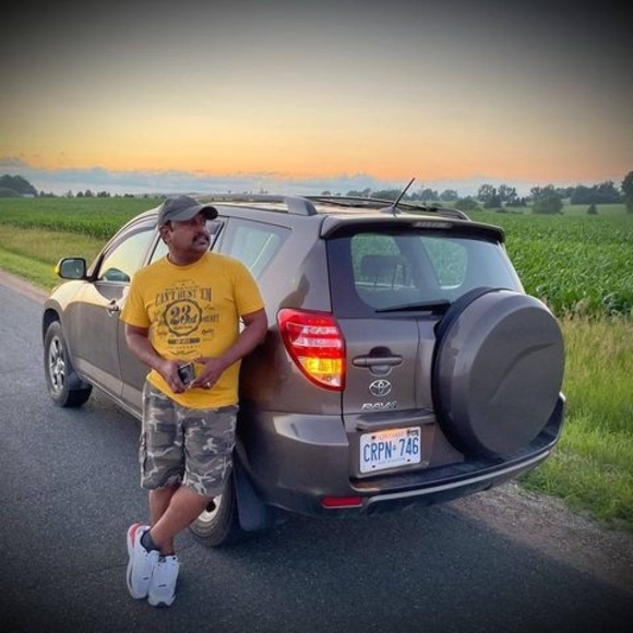 Profile Picture of Saai Barithy (@saaibarithy) on Poshmark