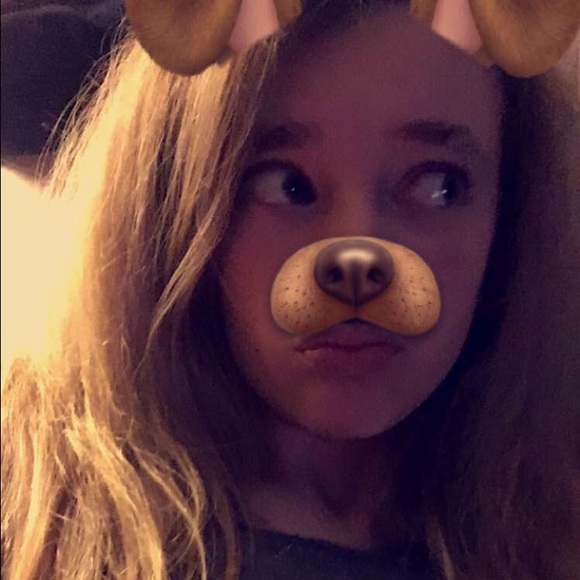 Profile Picture of Allexa Diffenderfer (@allexadiff) on Poshmark