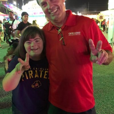 Profile Picture of Rene Osborne (@ReneOsb83382835) on Twitter