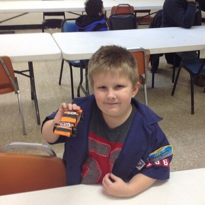 Profile Picture of Larry Locke (@LockesWoodshop) on Twitter