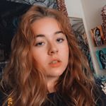 Profile Picture of Elizabeth Ciesielski (@elizabeth._.rayne) on Instagram