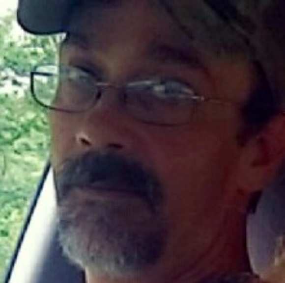 Profile Picture of Mike Byerly (@mike_byerly) on Poshmark