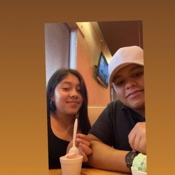 Profile Picture of Wilmer Morales (@wilmermorale443) on Poshmark